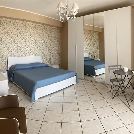 Augustali Momenti Apartment Centuripe Bagian luar foto