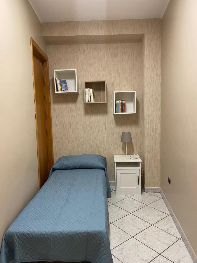 Augustali Momenti Apartment Centuripe Bagian luar foto